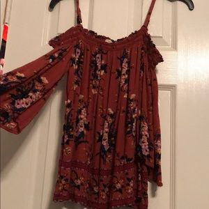 off the shoulder quarter sleeve